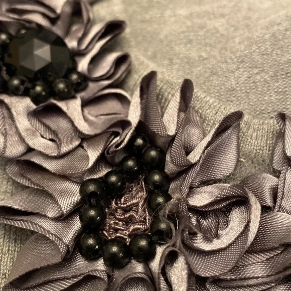 Gray button up the front sweater. Suitable for evening wear. Size XL - Picture 8 of 10